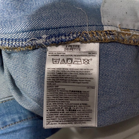 LOW RISE SKINNY CROP JEANS - Picture 2 of 2